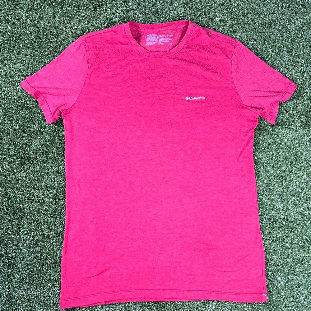 Columbia-sportswear Men's Red and Pink T-shirt